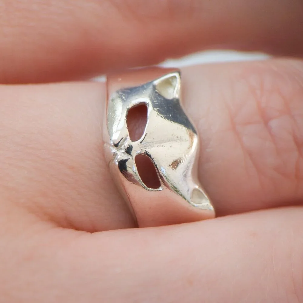 Sterling Silver Cat Mask Ring – Open Eyes, Size 5.5, 3.45 g